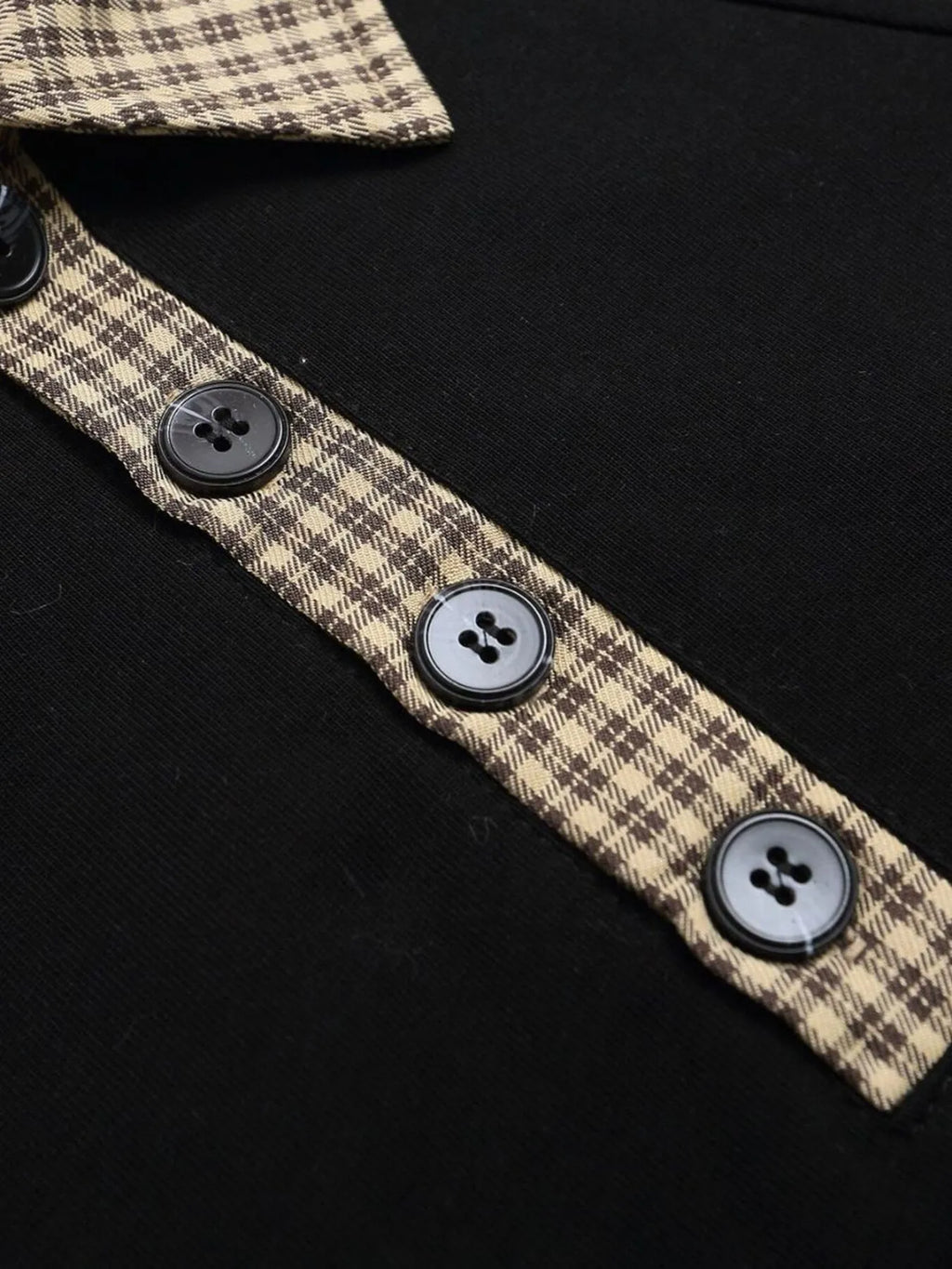 Men's Checkered Collar Accent Short Sleeve Polo